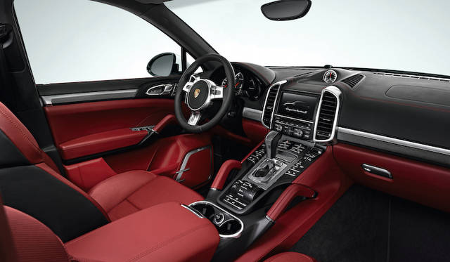 <strong>Porsche Cayenne Turbo S｜ポルシェ カイエン ターボS</strong>