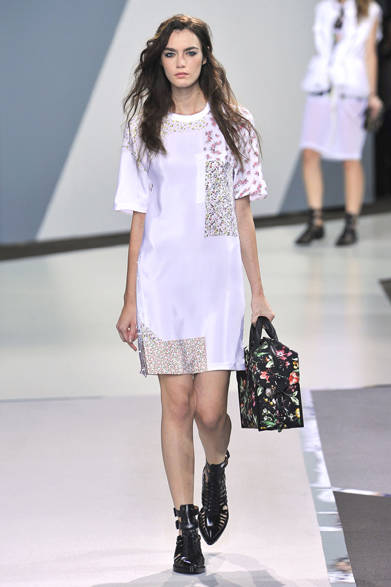 　2013年春夏コレクション