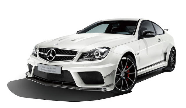 <strong>メルセデス・ベンツC63 AMGクーペ ブラックシリーズ パフォーマンススタジオ エディション｜Mercedes-Benz C63AMG Coupe Black Series Performance Studio Edition</strong>