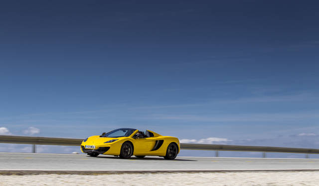 <strong>McLaren MP4-12C Spider｜マクラーレン MP4-12C スパイダー</strong>