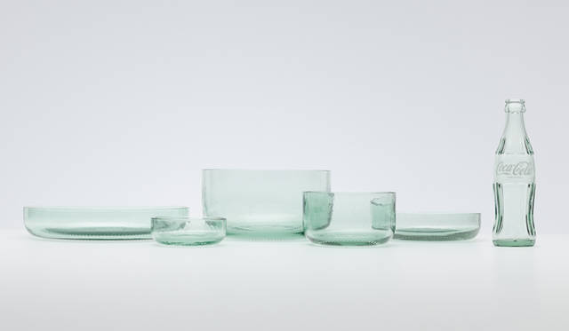 <strong>Coca-Cola｜コカ・コーラ</strong>　Coca-Cola Bottlewareは、各500個、世界限定販売