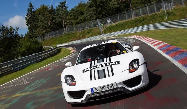 <strong>Porsche 918 Spyder｜ポルシェ 918 スパイダー</strong>