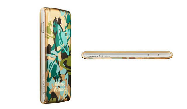 <strong>docomo｜ドコモ</strong>　限定3万台発売