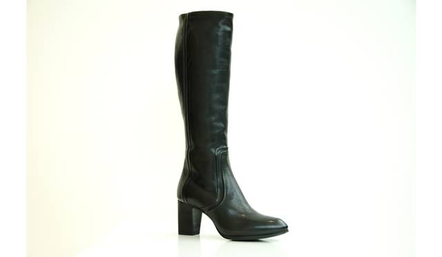 <strong>CoSTUME NATIONAL│コスチューム ナショナル</strong>　ロング・ブーツ 10万2900円