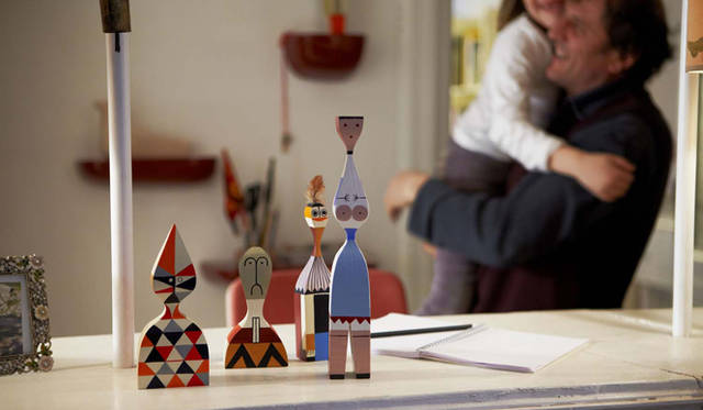 <strong>vitra｜ヴィトラ</strong>　©www.vitra.com