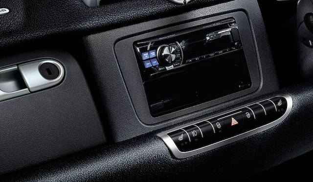 <strong>smart fortwo coupe mhd edition iceshine</strong>
