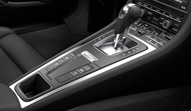 <strong>Porsche Cayman S</strong>