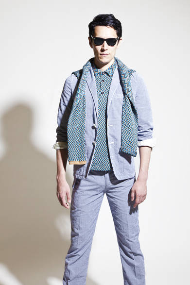 <strong>BURNER</strong> 2013 Spring/Summer Collection. Jacket ¥26,250, Cut-and-sew (worn over shoulder) ¥12,600, Polo shirt ¥14,700, Pants ¥15,750, Sunglasses ¥15,750