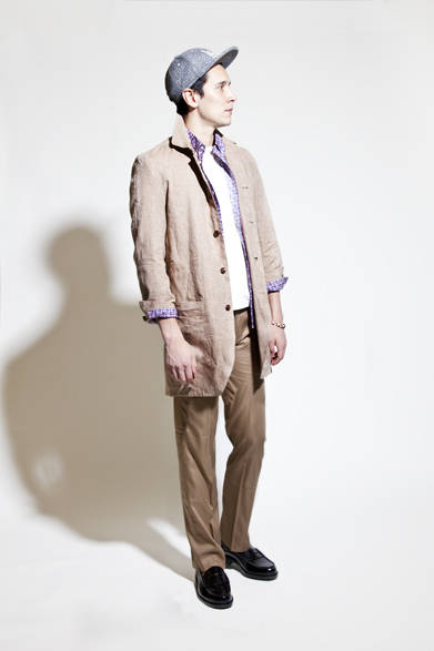 <strong>BURNER</strong> 2013 Spring/Summer Collection. Shop coat ¥25,200, B.D. shirt ¥14,700, T-shirt ¥7,350, Pants ¥14,700, Bracelet ¥5,250, Cap ¥7,140