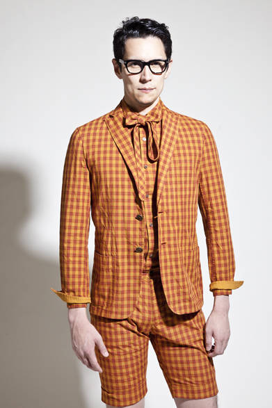 <strong>BURNER</strong> 2013 Spring/Summer Collection. Jacket ¥24,150, Shirt ¥15,750, Bow tie ¥5,040, Shorts ¥13,650