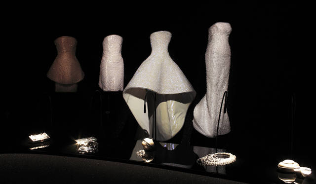 <strong>GIORGIO ARMANI</strong> A dress inspired by the moon, embodying a pure beauty that could be described as an appreciation of shadow and light.