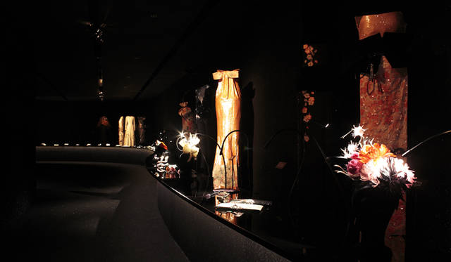 <strong>GIORGIO ARMANI</strong> The Giorgio Armani Privé Haute Couture collection from Autumn/Winter 2011/12, dedicated to Japan following the Great East Japan Earthquake.