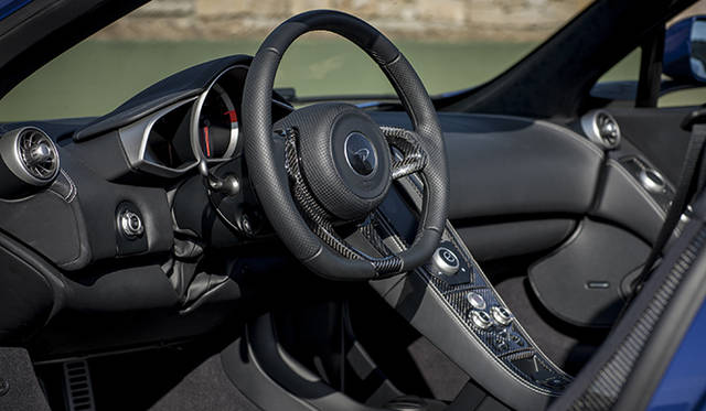 <strong>McLaren MP4-12C Spider</strong>