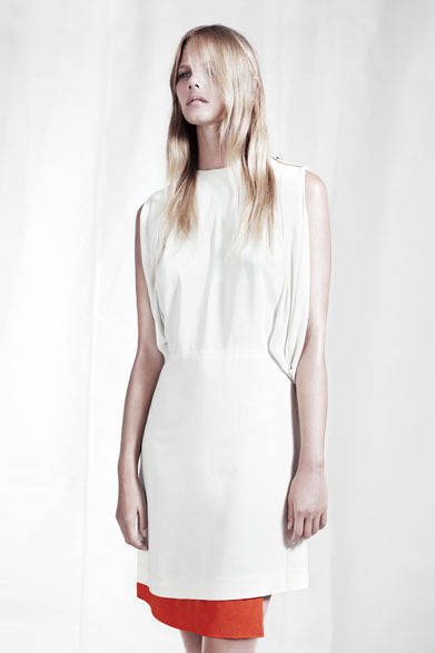 2013 Spring/Summer Collection | BUTTONED DRESS ¥28,200