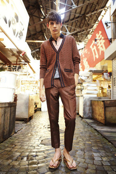 <strong>beautiful people</strong> 2013 Spring/Summer Collection: li/si cord tilden cardigan ¥37,800, 40/2 edo border polo shirt ¥19,950, c/si satin coppan ¥33,600, python seta ¥39,900