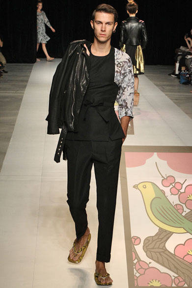 <strong>beautiful people</strong> 2013 Spring/Summer Collection: shrink leather big riders jacket ¥89,250, c. voile brush iris dabo shirt ¥29,400, w/m tropical slacks ¥31,500, python seta ¥39,900