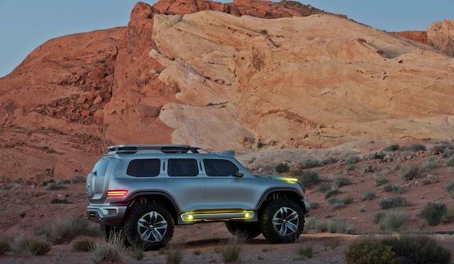 <strong>Mercedes-Benz Ener-G-Force</strong>