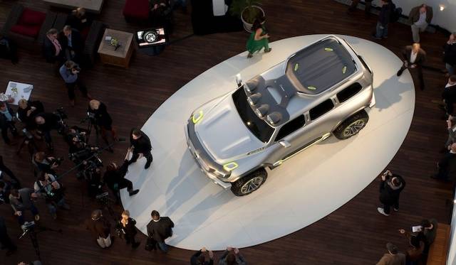 <strong>Mercedes-Benz Ener-G-Force</strong>
