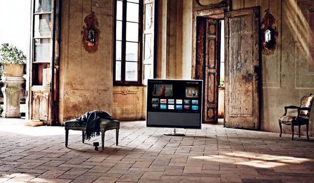 <strong>Bang & Olufsen</strong>
