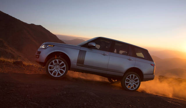 <strong>Land Rover Range Rover</strong>