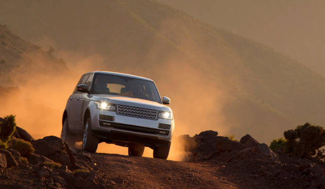 <strong>Land Rover Range Rover</strong>