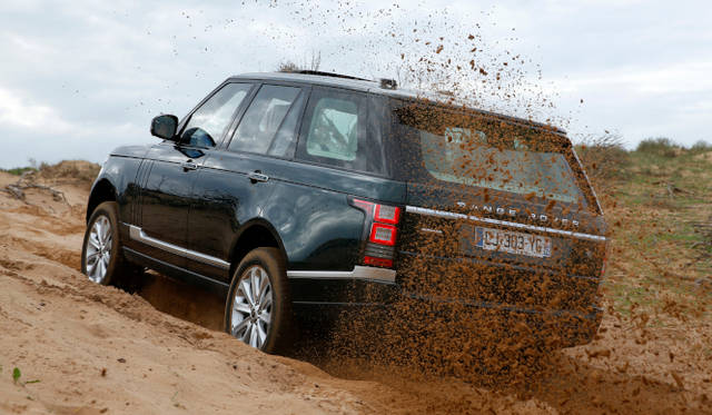 <strong>Land Rover Range Rover</strong>