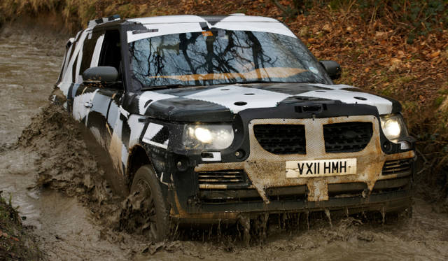 <strong>Land Rover Range Rover</strong><br />Test vehicle under development