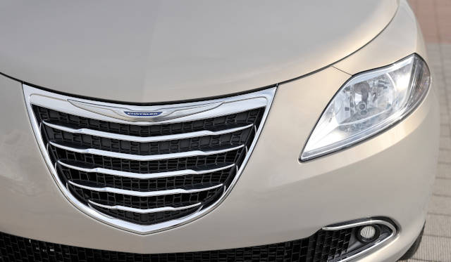 <strong>Chrysler Ypsilon｜クライスラー イプシロン</strong>