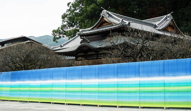 Dazaifu Tenmangu Shrine | "Finnish Textile Art – Light and Shadow Woven by the Seasons" © Marimekko Corporation
