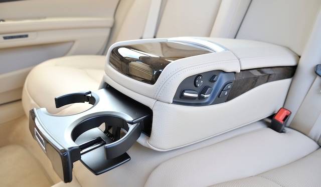 <strong>BMW ActiveHybrid 7L</strong>