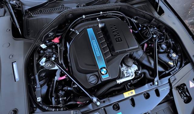 <strong>BMW ActiveHybrid 7 M Sport Package</strong>