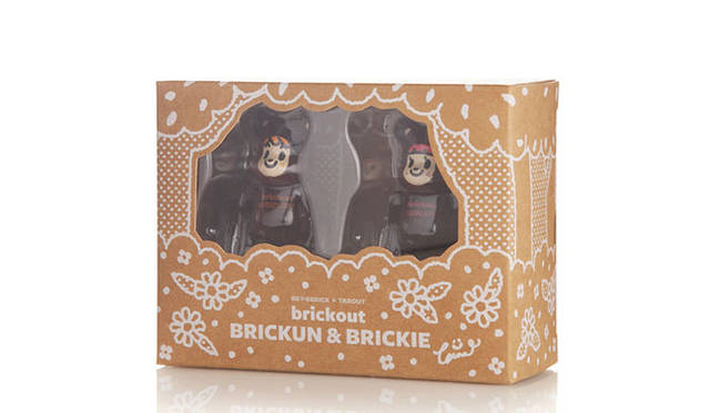 <strong>BE@RBRICK</strong> Also designed the BE@RBRICK packaging