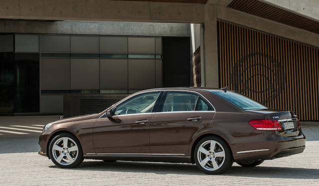 <strong>Mercedes-Benz E300 BlueTEC HYBRID</strong>