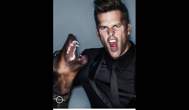 <strong>ART FILE 03｜「Mario Testino: In Your Face and British Royal Portraits」</strong>　Tom Brady, New York, 2012  © Mario Testino 
