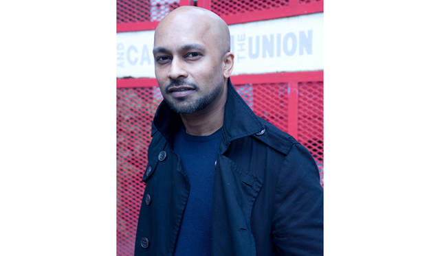 <strong>THEATER | Akram Khan's Latest Solo Dance Work 'DESH'</strong> © Laurent Ziegler