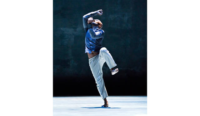 <strong>THEATER | Akram Khan's Latest Solo Dance Work 'DESH'</strong> © Richard Haughton