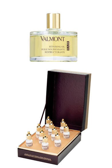 <strong>VALMONT｜ヴァルモン</strong>　上／＜ヘア＆スカルプケア＞　「ヘアリペア オイル」　髪と頭皮のSOSトリートメント。シリコン誘導体が頭皮をすこやかに整え、モスカータバラ種子油とトウセンカ花エキスが傷んだ髪をケア。1万8900円（60mL）<br>下／＜ヘア＆スカルプケア＞　「ヘアリペア ヘア＆スカルプ集中プログラム」　年齢によって弱く、細くなった髪への5週間集中トリートメント。頭皮が必要とする成分を届け、すこやかに導く。4万7250円（6mL×10本）