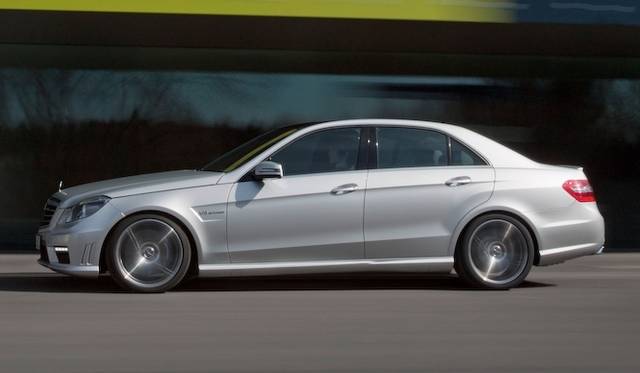 <strong>Mercedes-Benz E-class｜メルセデス・ベンツ Eクラス</strong>