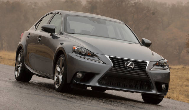 <strong>Lexus IS 350｜レクサス IS 350</strong>