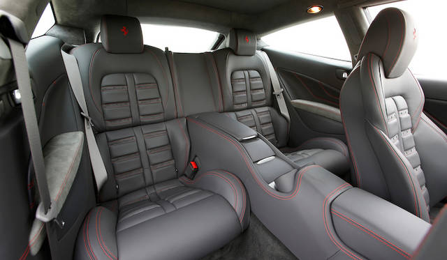 <strong>Ferrari FF</strong>