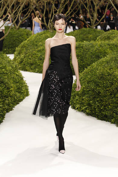 <strong>Dior</strong> 2013 Spring/Summer Haute Couture Collection