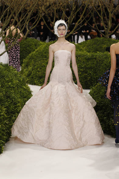 <strong>Dior</strong> 2013 Spring/Summer Haute Couture Collection