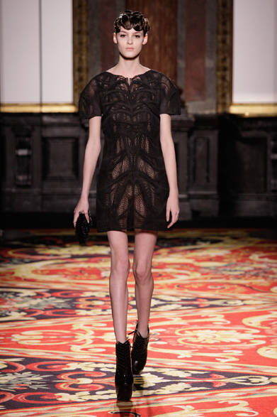 <strong>Iris Van Herpen ｜イリス ヴァン ヘルペン</strong>　2013年春夏オートクチュール コレクション