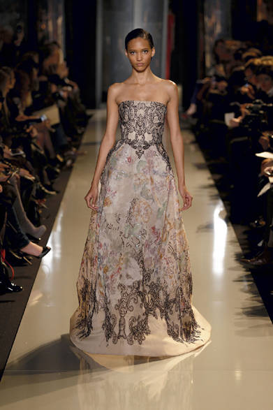 <strong>ELIE SAAB</strong> 2013 Spring/Summer Haute Couture Collection