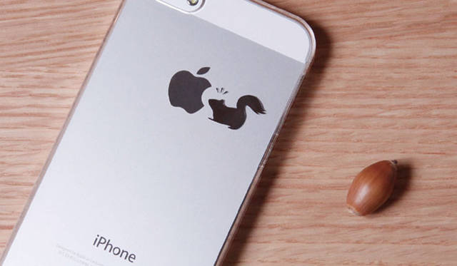 <strong>CEMENT PRODUCE DESIGN｜セメントプロデュースデザイン</strong>　iPhoneケース「iTattoo」　最新作「a sweet tooth」2940円