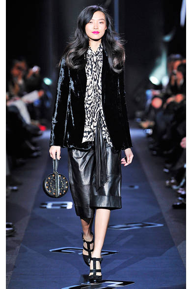 <strong>DIANE von FURSTENBERG｜ダイアン フォン ファステンバーグ</strong>　2013年秋冬コレクション