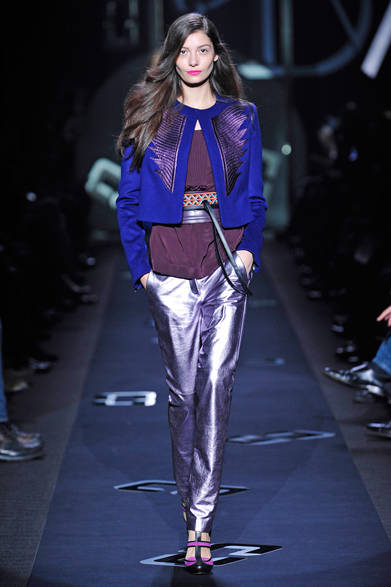 <strong>DIANE von FURSTENBERG｜ダイアン フォン ファステンバーグ</strong>　2013年秋冬コレクション