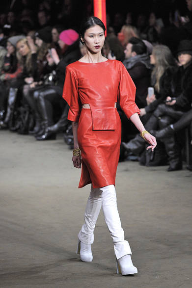 <strong>Sally LaPointe｜サリー ラポワント</strong>　2013年秋冬コレクション