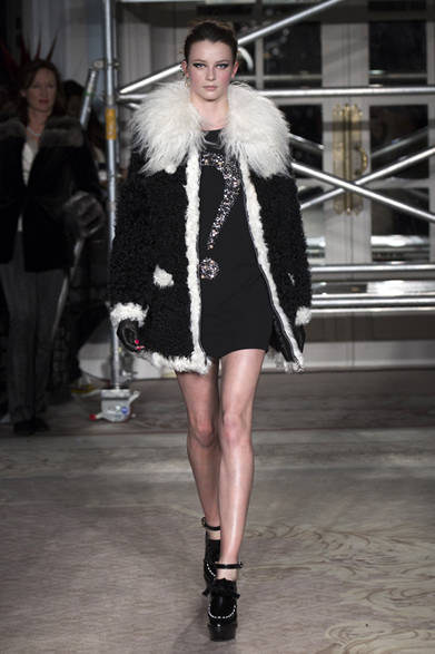 <strong>Moschino Cheap & Chic｜モスキーノ チープ＆シック</strong>　2013年秋冬コレクション 