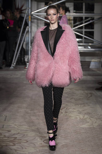 <strong>Moschino Cheap & Chic｜モスキーノ チープ＆シック</strong>　2013年秋冬コレクション 